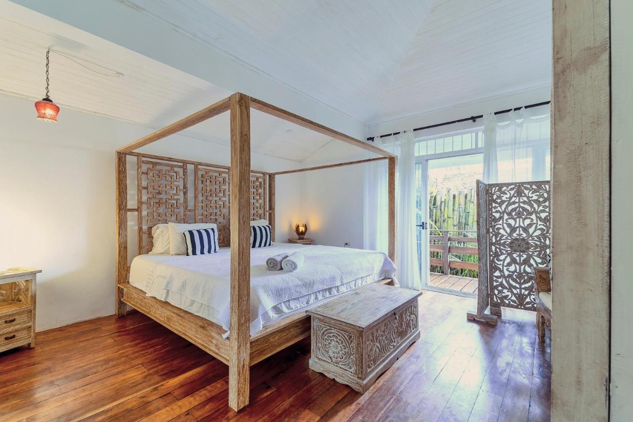Вілла Pineapple House Manzanillo Екстер'єр фото