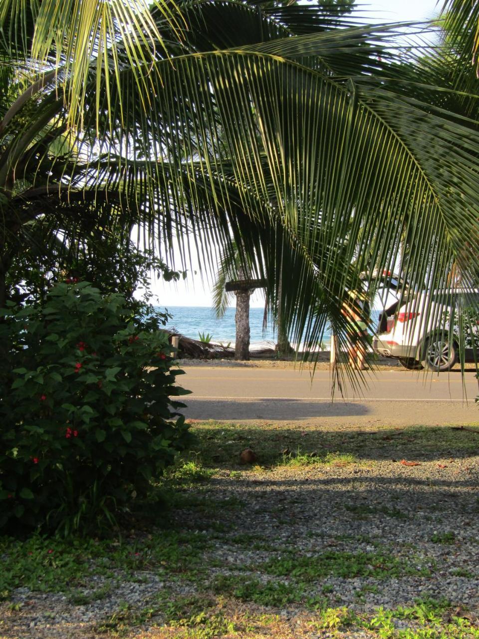 Вілла Pineapple House Manzanillo Екстер'єр фото