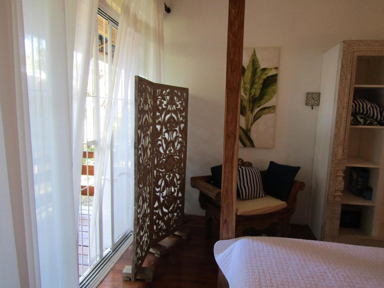 Вілла Pineapple House Manzanillo Екстер'єр фото