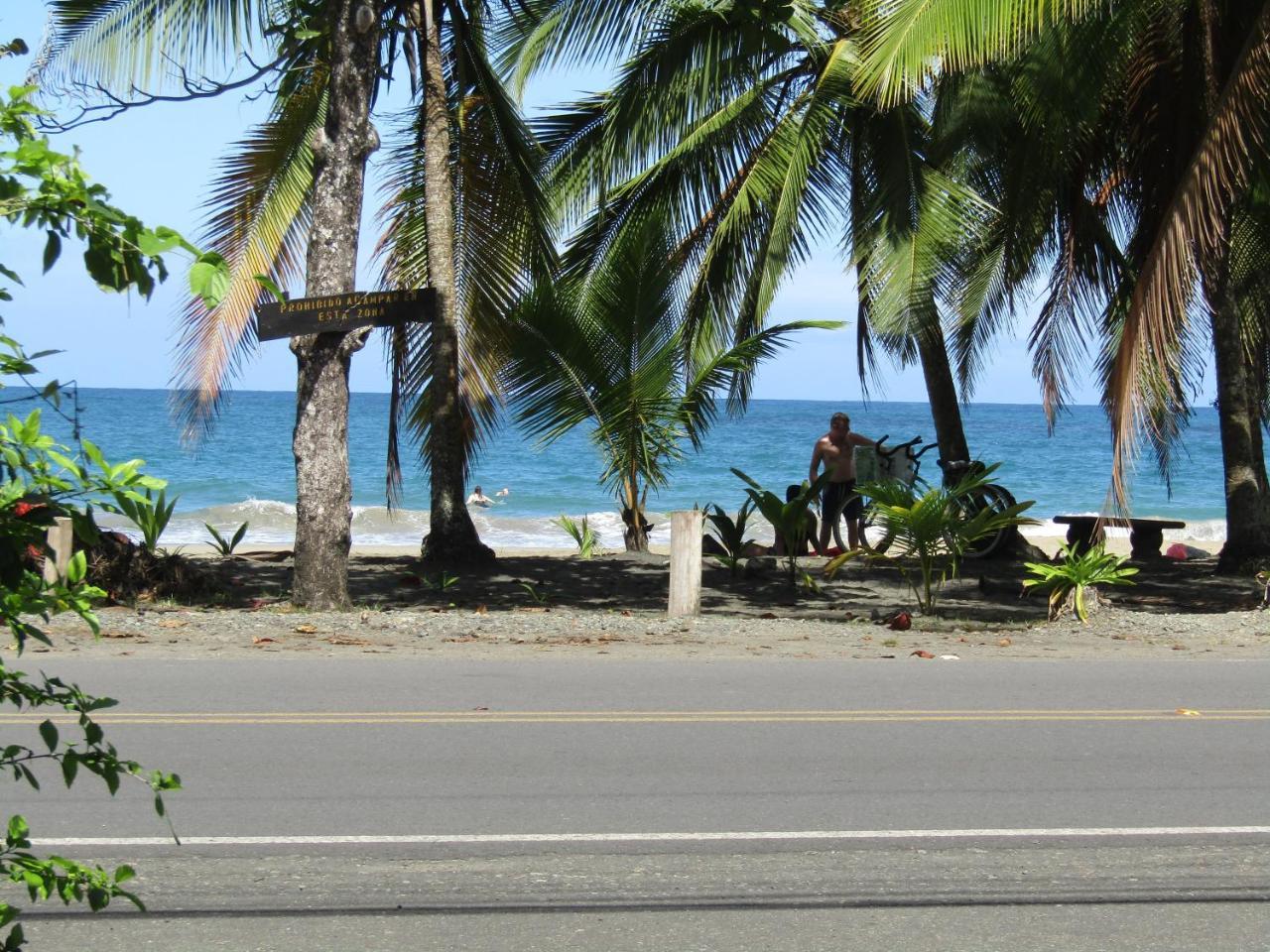 Вілла Pineapple House Manzanillo Екстер'єр фото
